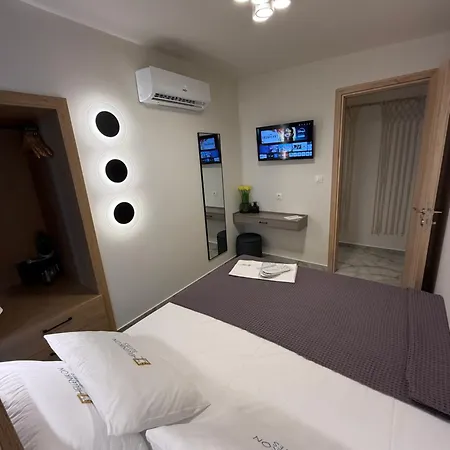 Hellenikon Malama شقة *