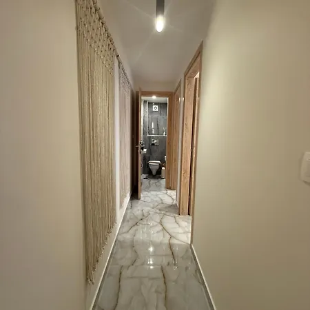 شقة Hellenikon Malama *