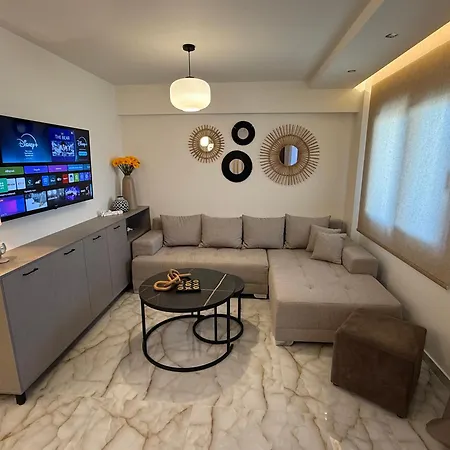 Hellenikon Malama شقة Paralía